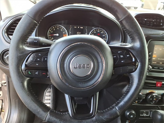 2016 Jeep Renegade Latitude photo 13