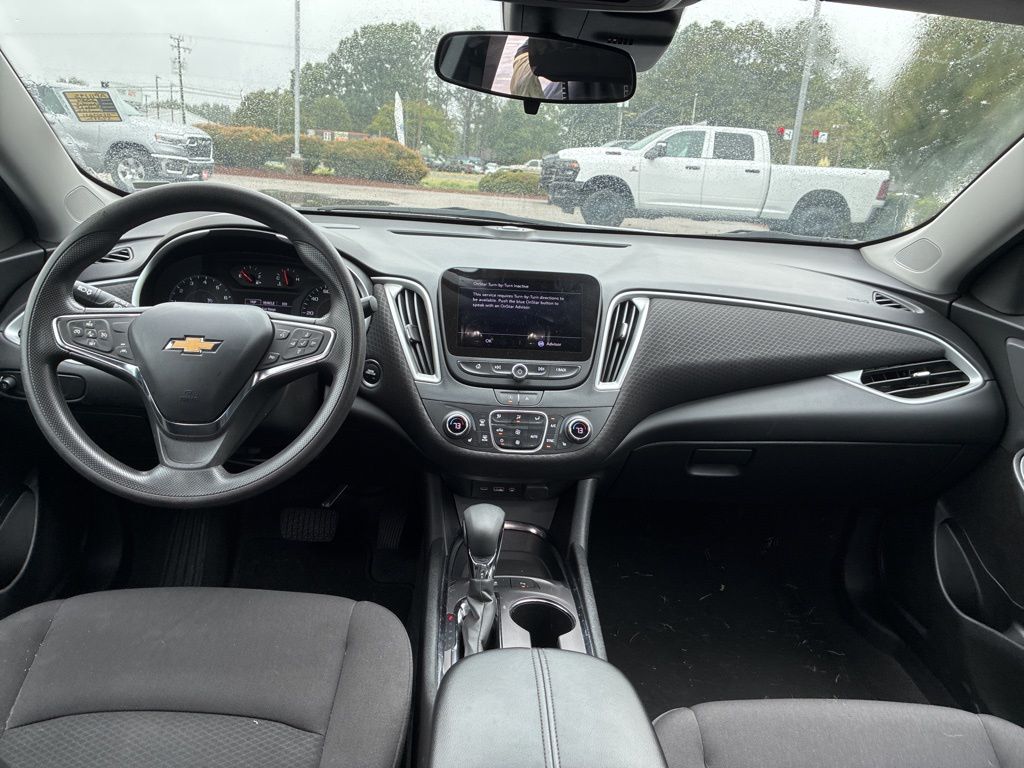 2024 Chevrolet Malibu 1LT photo 20