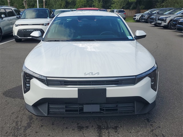 2025 Kia K4 LXS photo 2