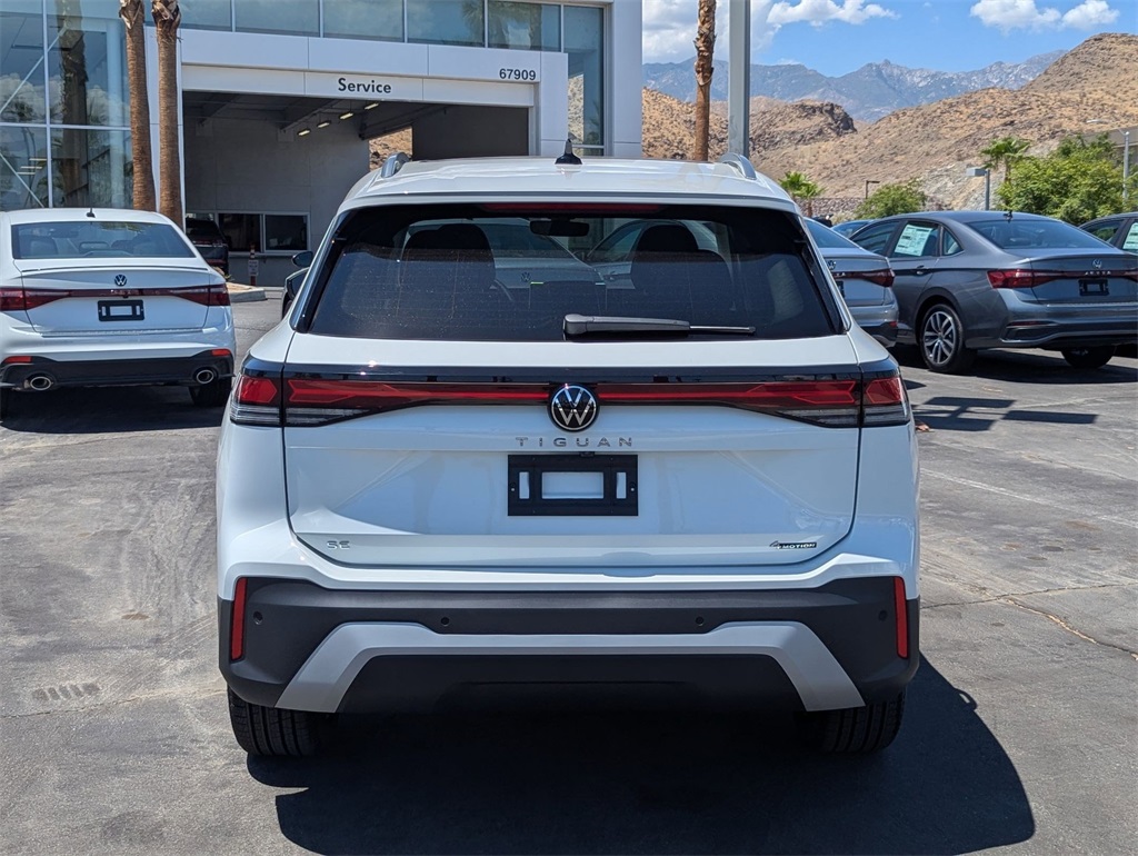 2025 Volkswagen Tiguan S photo 2
