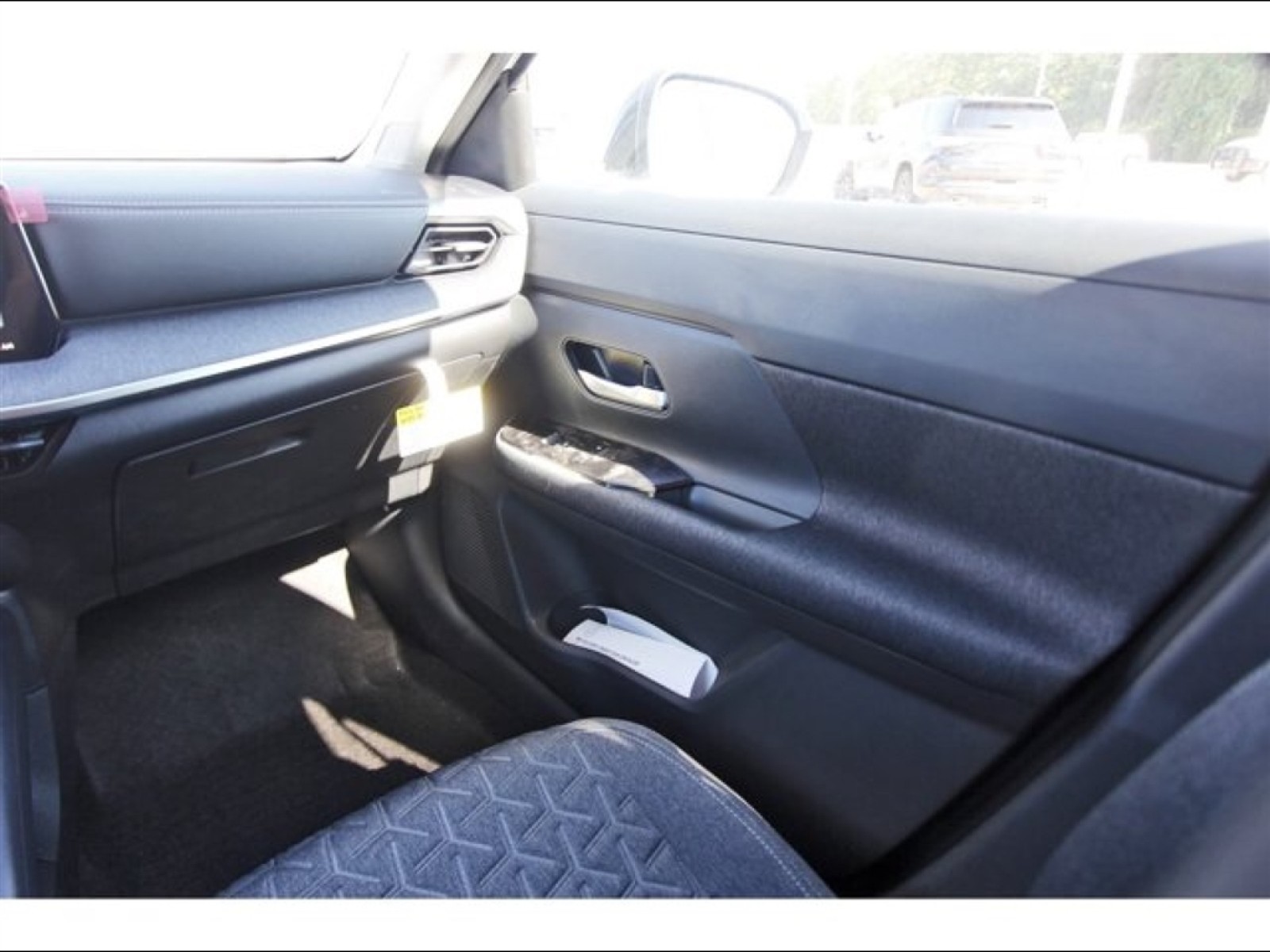 2026 Nissan Kicks SV White at Robbins Nissan