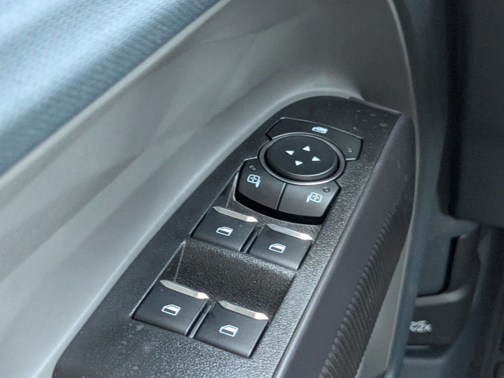 2025 Ford Maverick photo 21