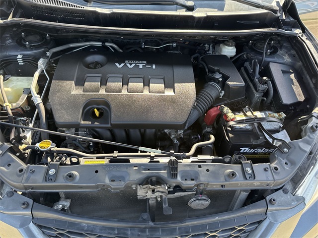 2010 Toyota Corolla Matrix L 4WD photo 17