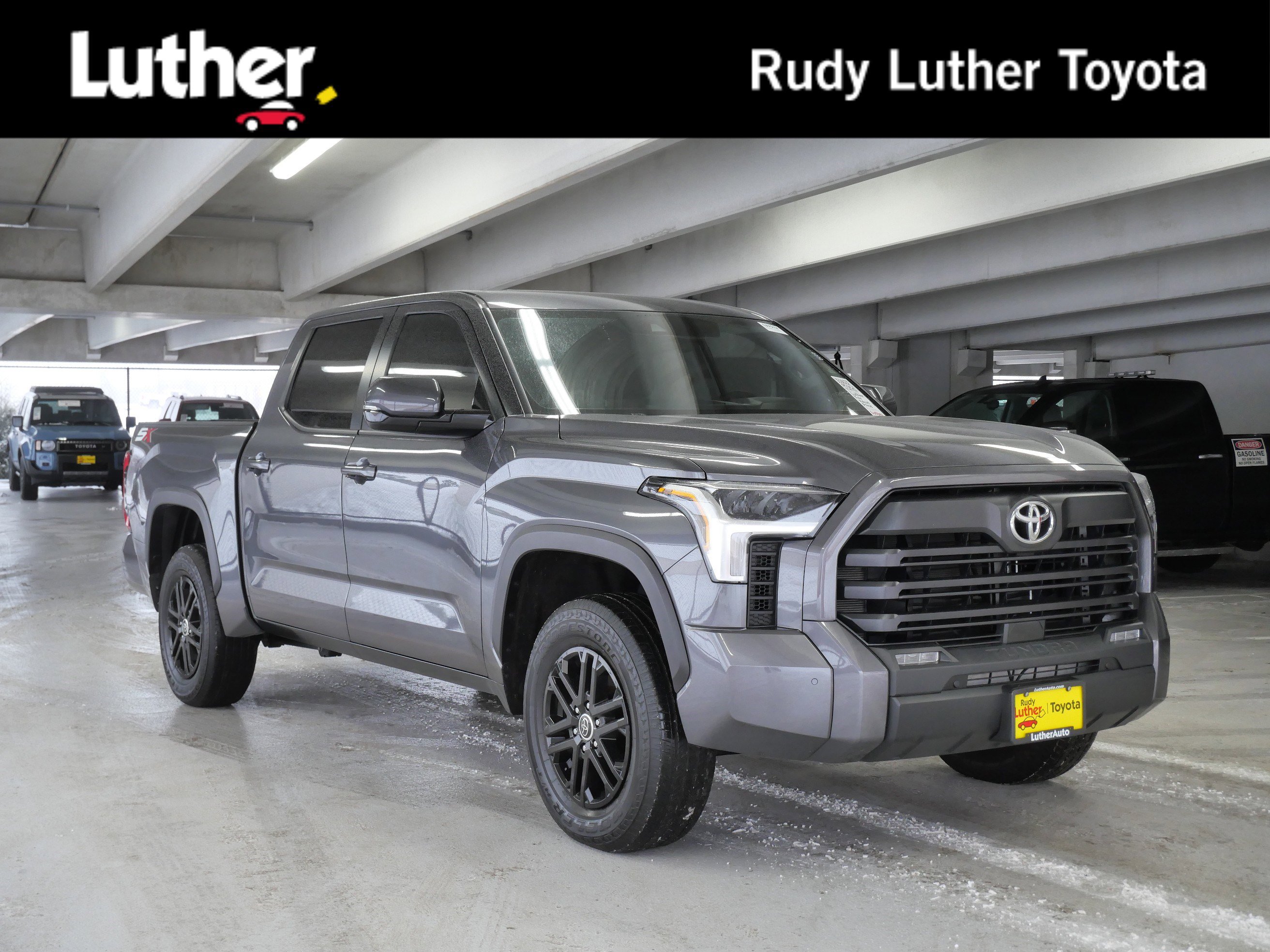 2024 Toyota Tundra SR5's photo