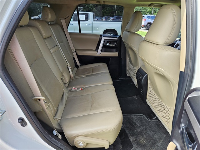2014 Toyota 4Runner Base photo 15