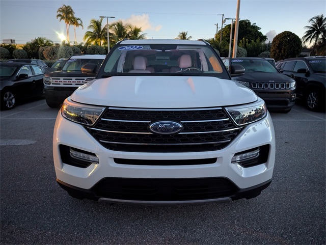 2022 Ford Explorer XLT photo 3