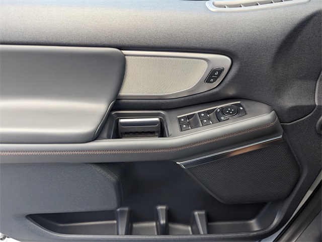 2025 Ford Expedition MAX photo 7