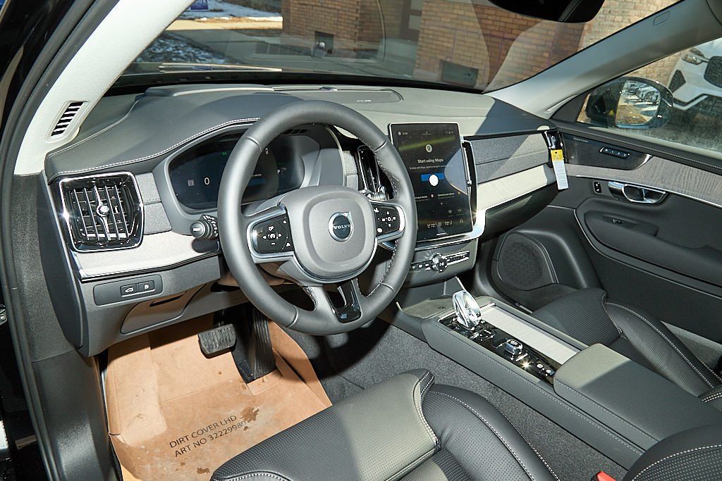2026 VOLVO XC90 - Image 11