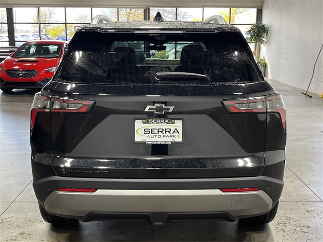 2026 Chevrolet Equinox LT photo 4