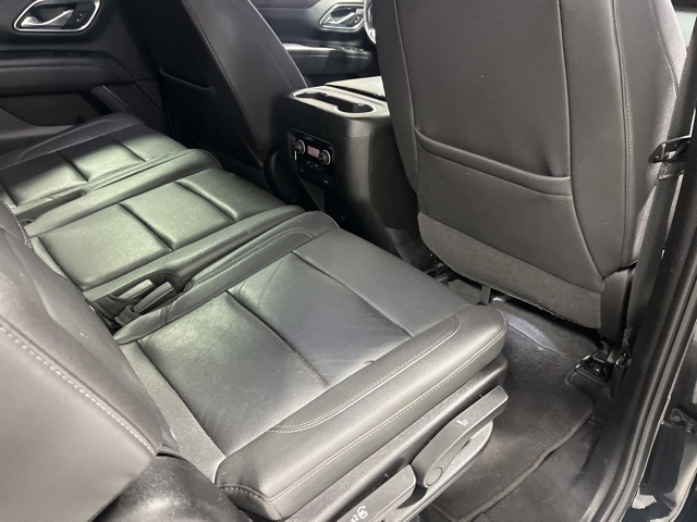 2023 Chevrolet Suburban LT photo 24