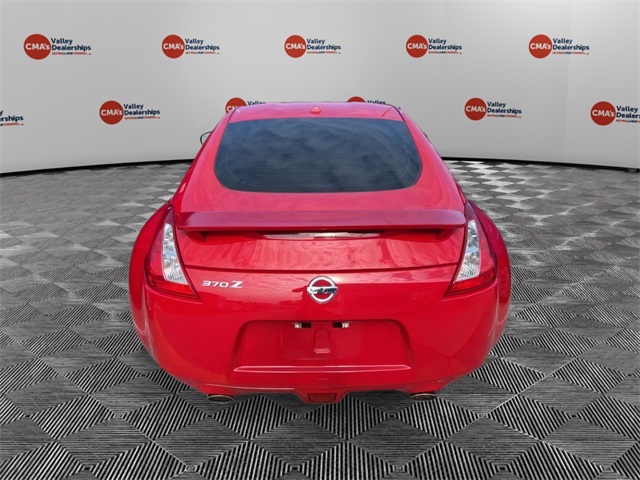 2014 Nissan 370Z Touring photo 3