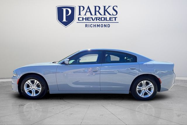 2021 Dodge Charger SXT photo 2
