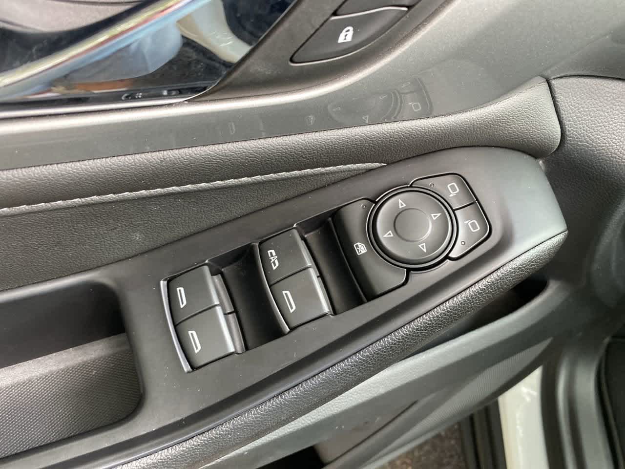 2023 Chevrolet Traverse Cloth photo 14