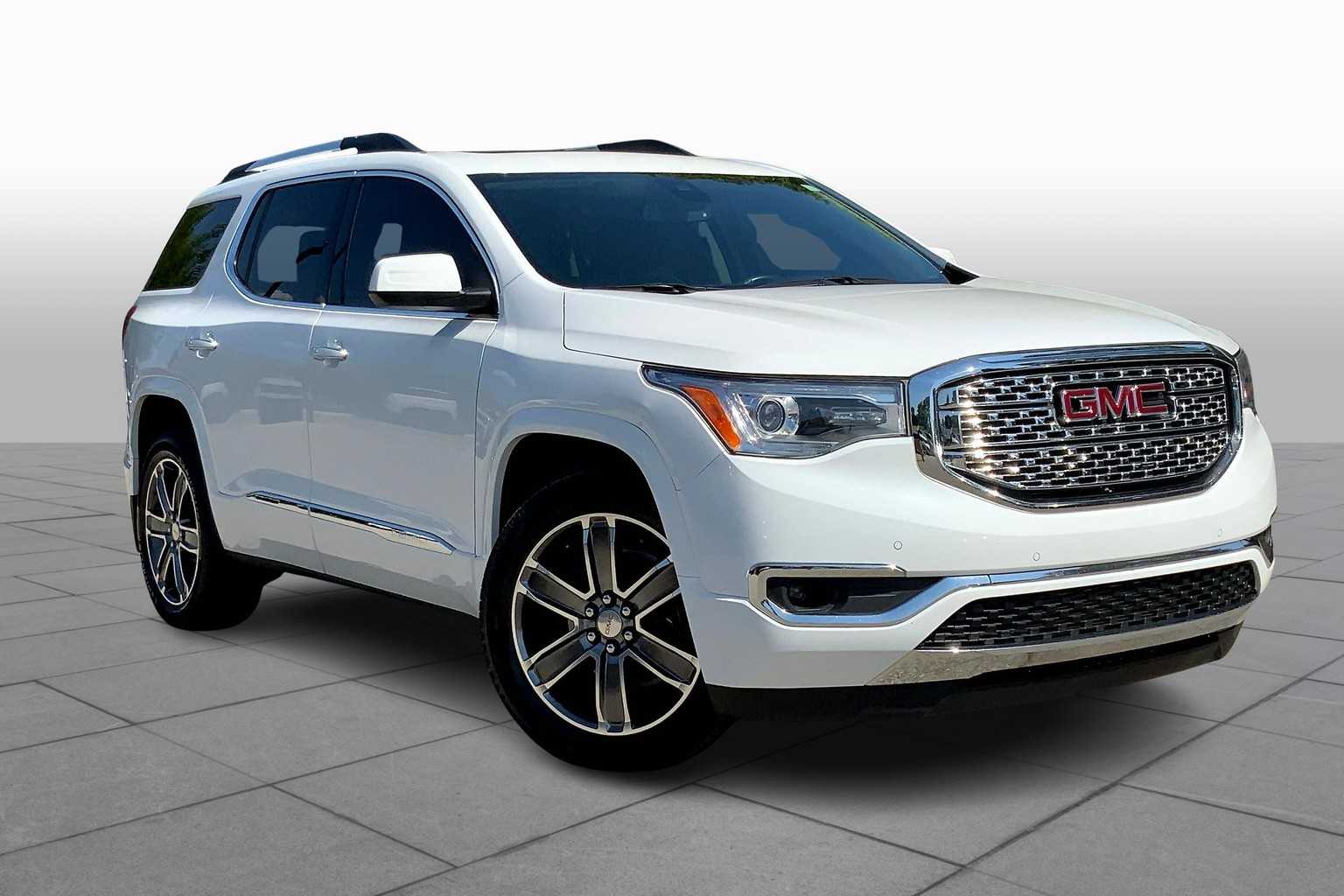 Used 2019 GMC Acadia Denali with VIN 1GKKNXLS8KZ154653 for sale in Kansas City