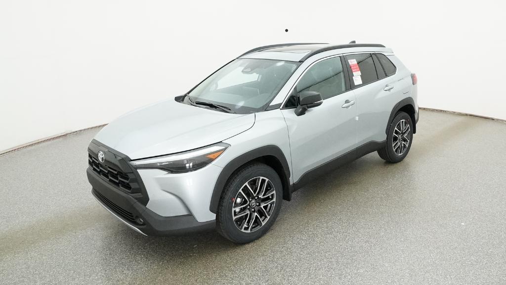 2026 Toyota Corolla Cross XLE's photo