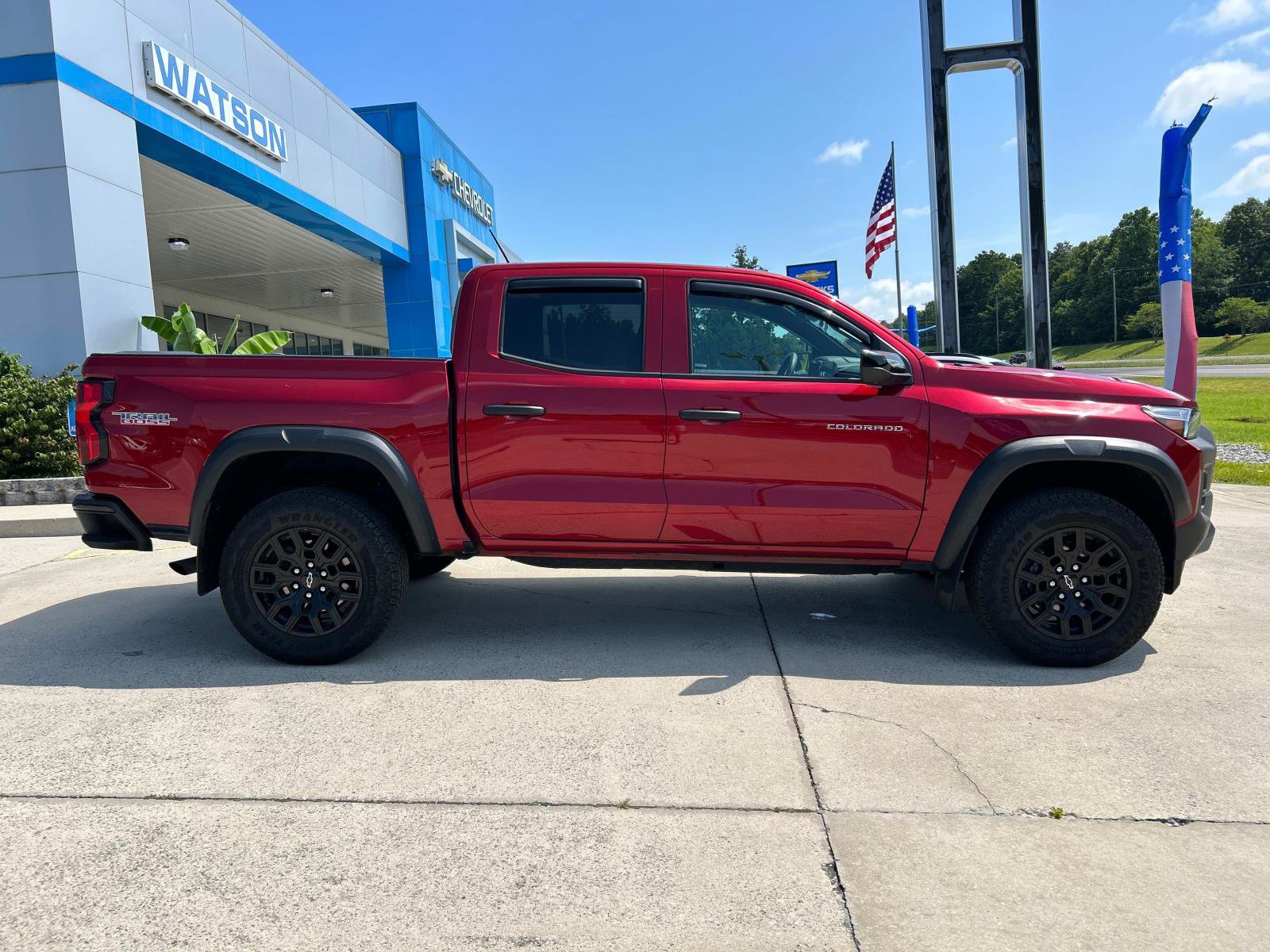 2023 Chevrolet Colorado Trail Boss photo 3