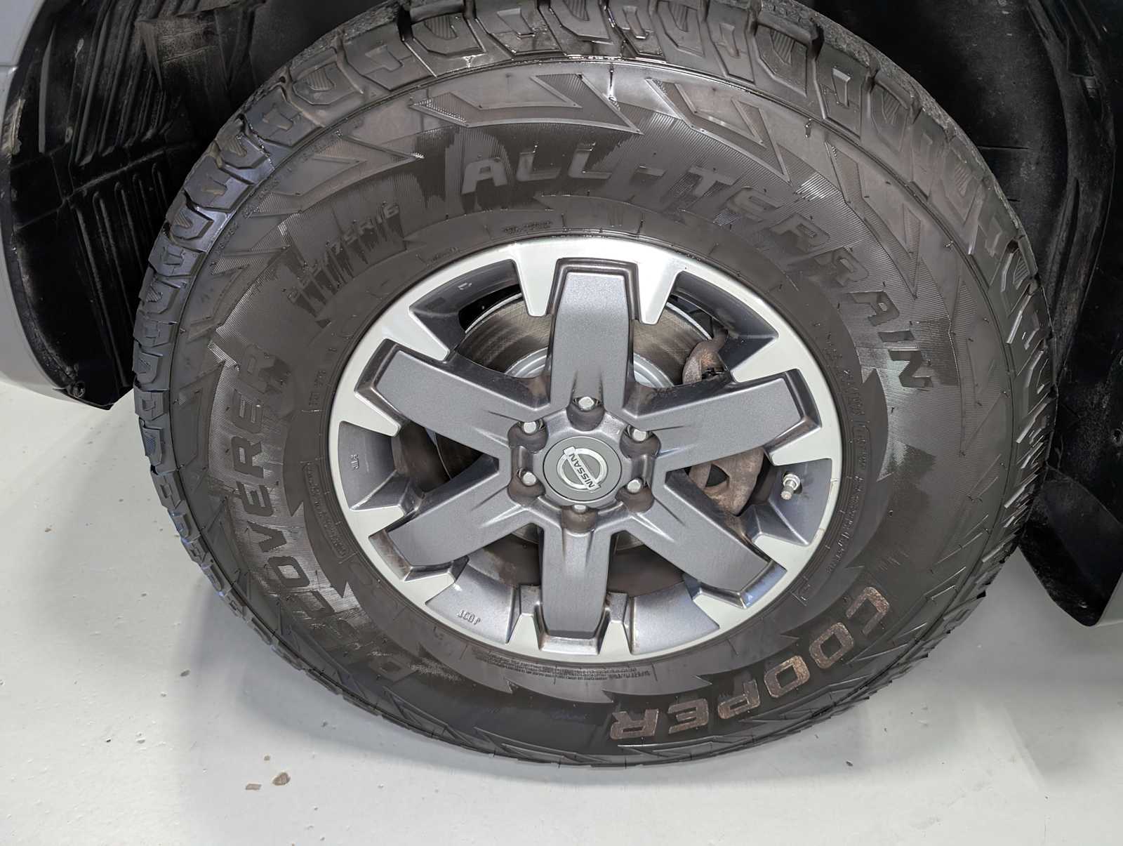 2018 Nissan Frontier PRO-4X photo 3