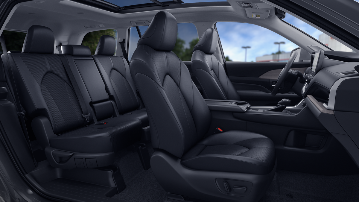 2025 Toyota Grand Highlander Limited photo 16
