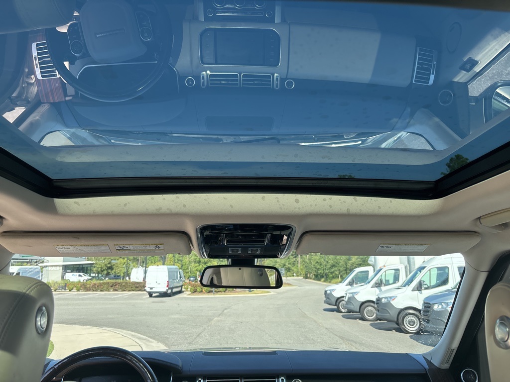 2015 Land Rover Range Rover SuperCharged photo 55