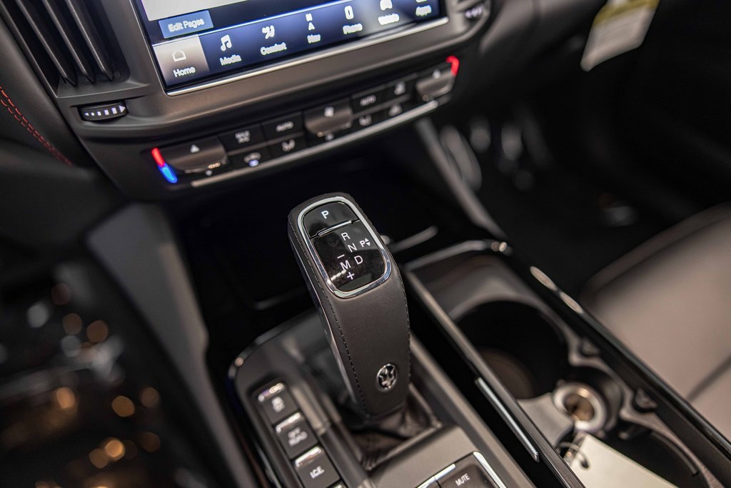 2024 MASERATI LEVANTE - Image 30