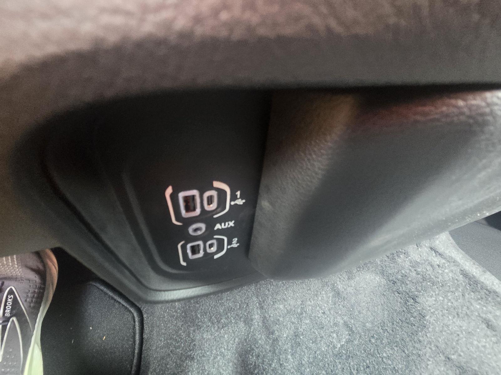 2025 Ram 1500 Tradesman photo 16