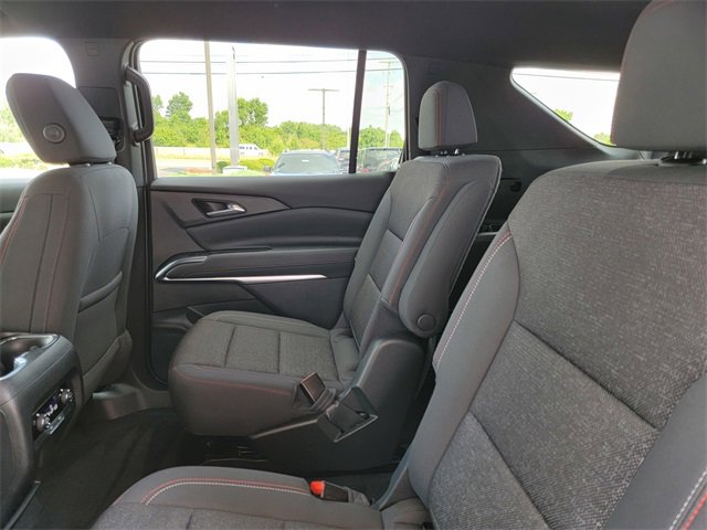2024 Chevrolet Traverse Z71 photo 12