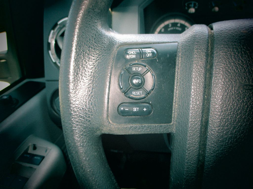 2015 Ford F-250 XLT photo 8