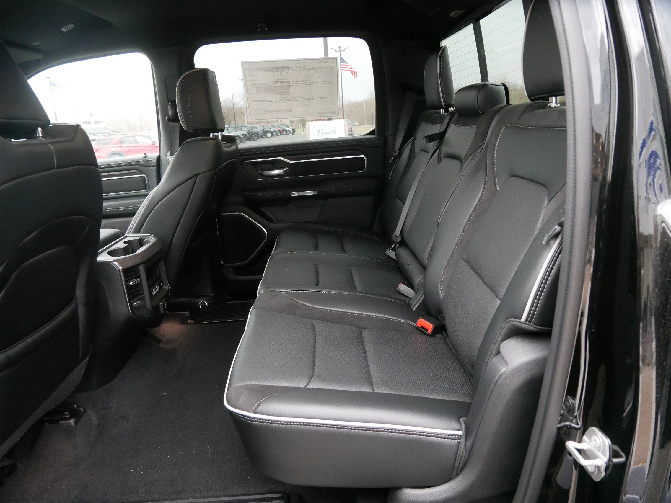 2025 Ram 1500 Laramie photo 9