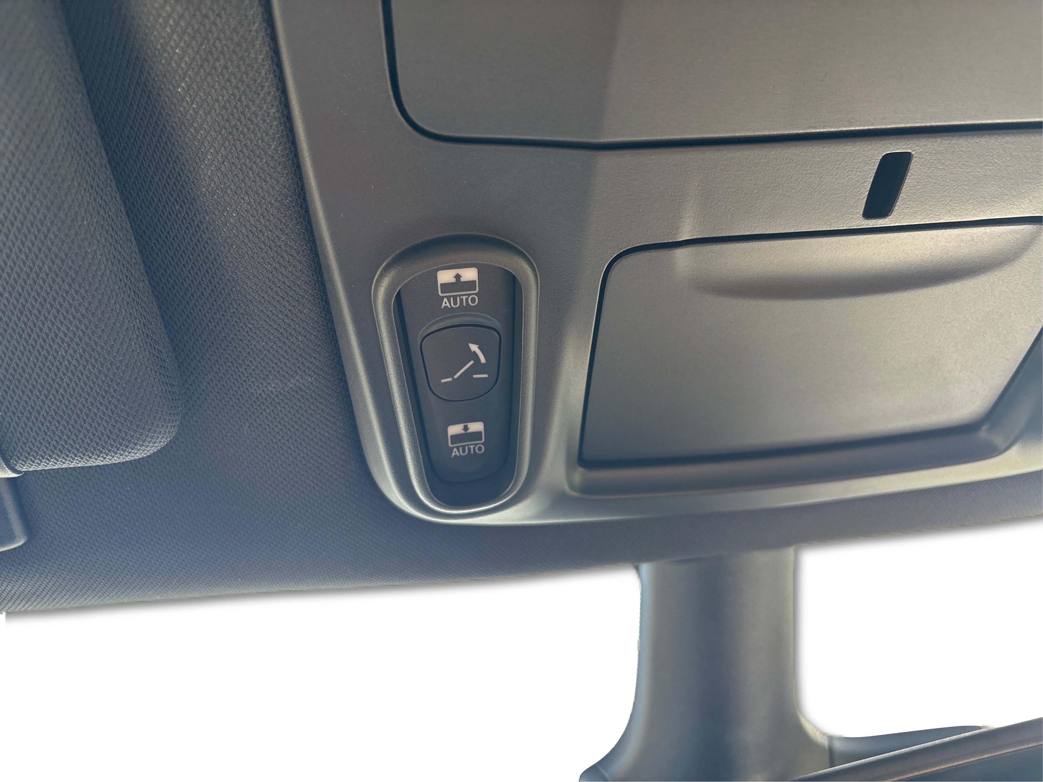 2025 Chrysler Pacifica photo 15