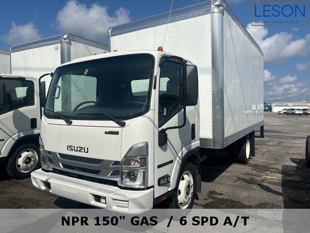 2024 Isuzu NPR HD's photo