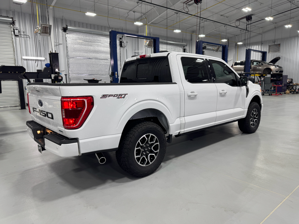 2023 Ford F-150 XLT photo 10