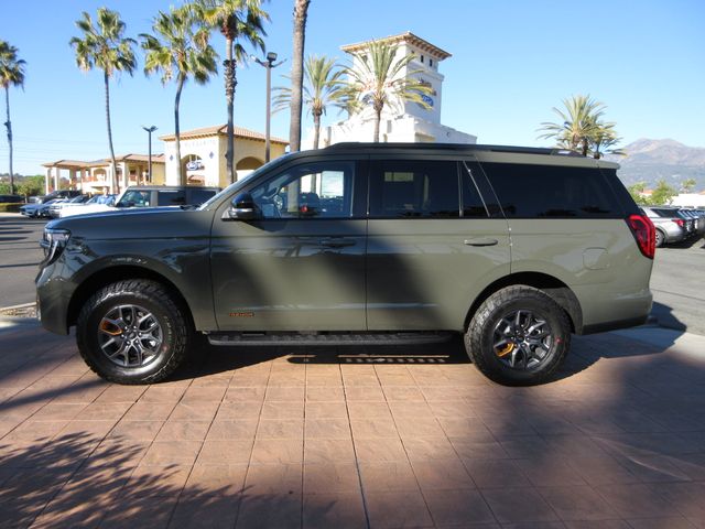 2025 Ford Expedition Tremor's photo