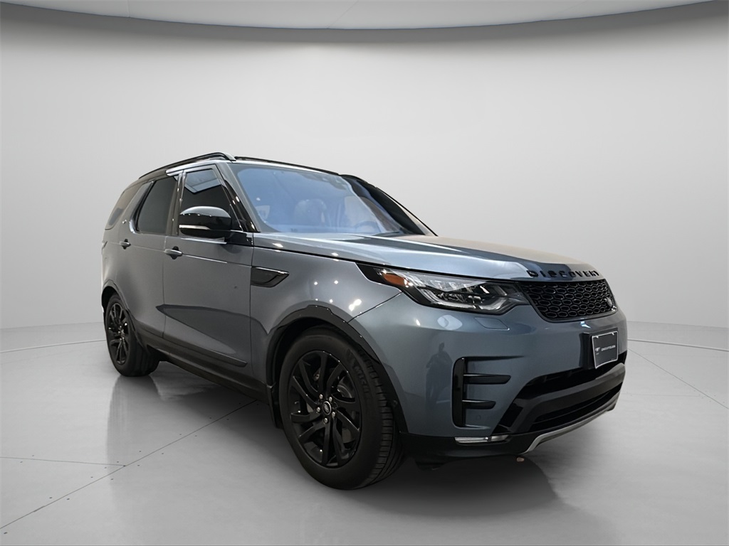 2020 Land Rover Discovery Landmark Edition's photo