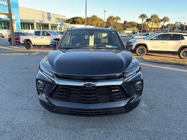 2026 Chevrolet Blazer RS photo 2