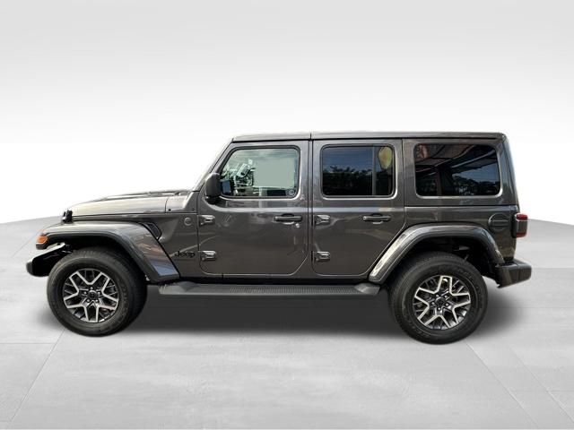2025 Jeep Wrangler Sahara photo 6