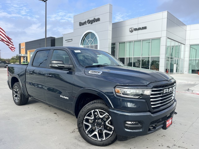 2026 RAM Ram 1500 Pickup Laramie's photo