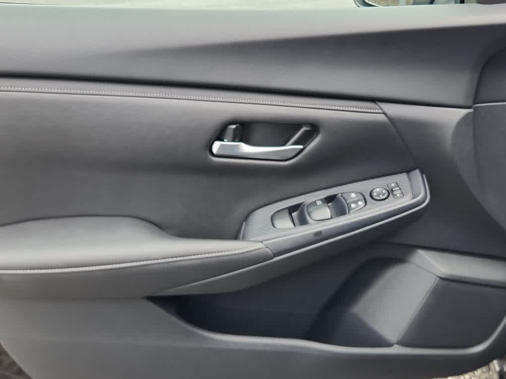 2024 Nissan Sentra SV photo 9
