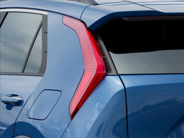 2025 Kia Niro SX Touring photo 11