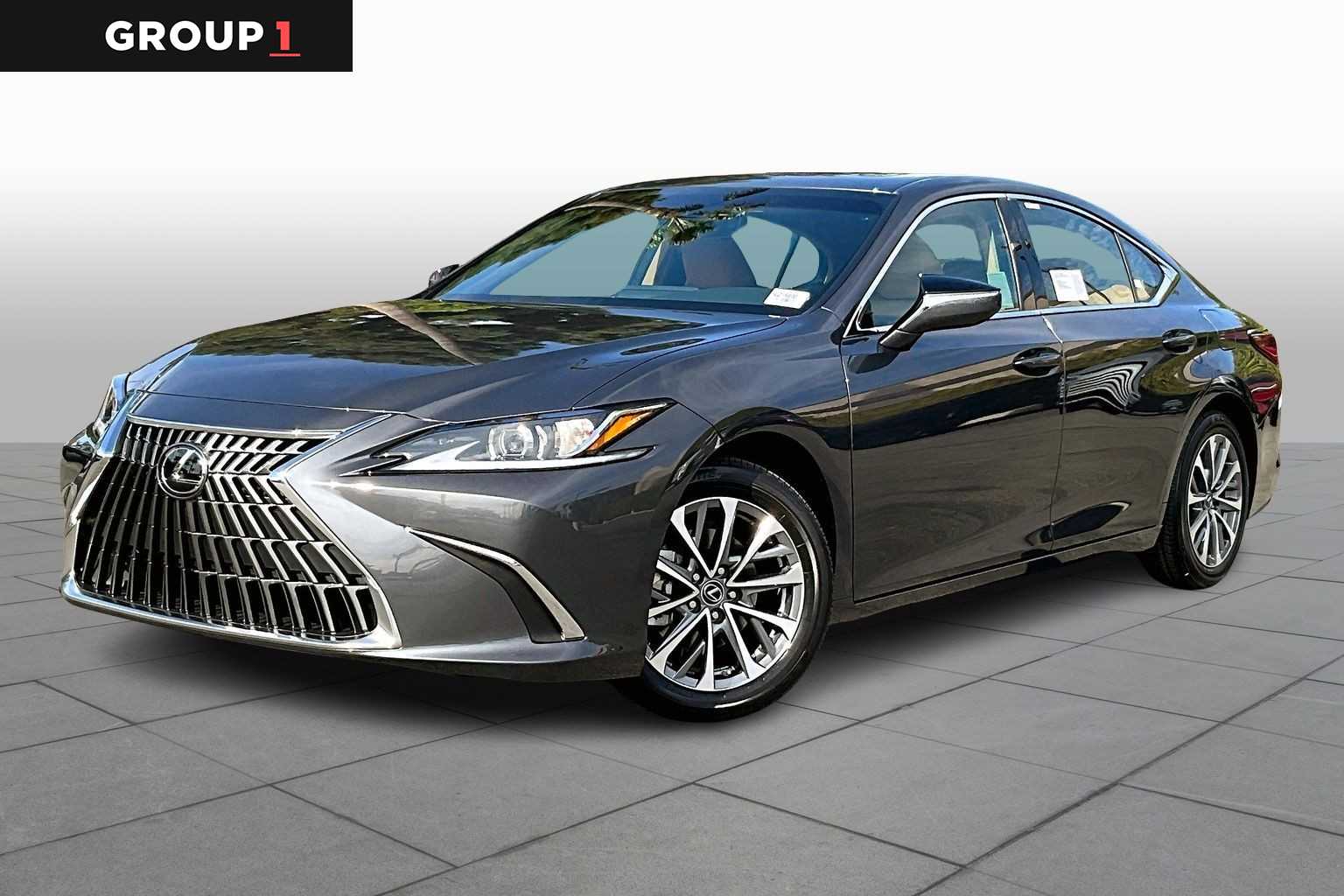 2025 Lexus ES 350's photo