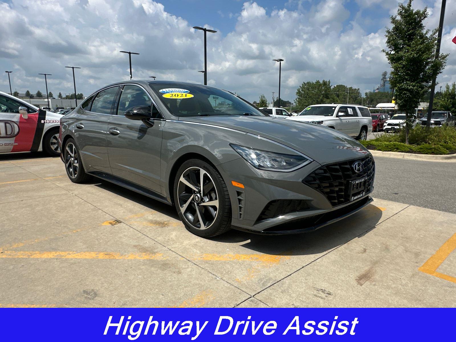 2021 Hyundai Sonata SEL Plus photo 5