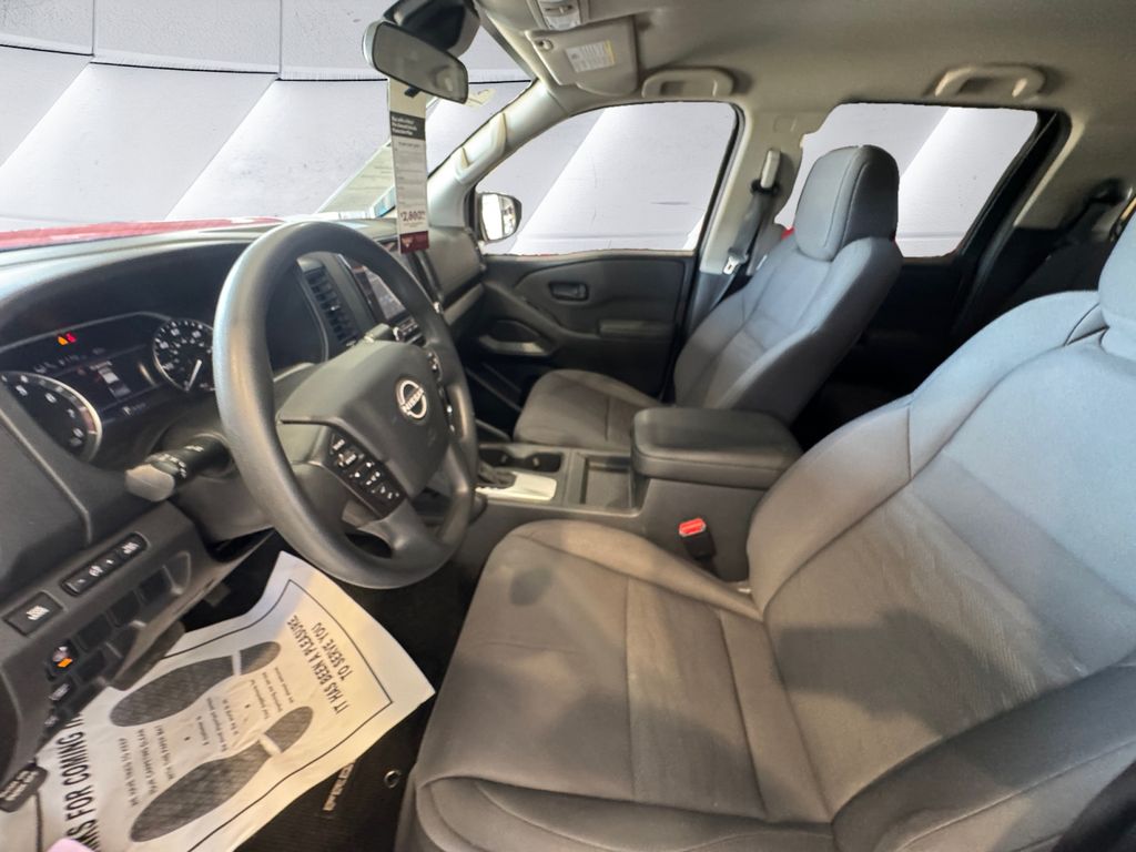 2022 Nissan Frontier S photo 7