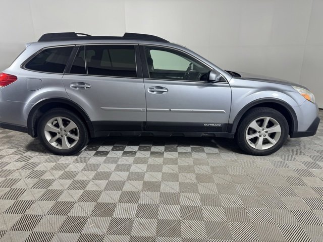 2014 Subaru Outback 2.5i Premium photo 4