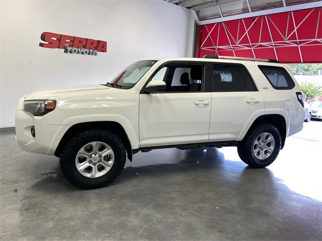 2019 Toyota 4Runner SR5 4WD photo 8