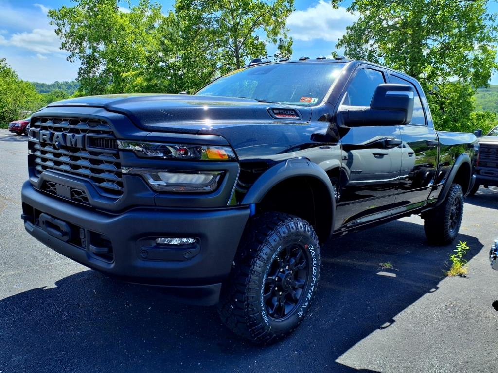 2025 Ram 2500 Tradesman photo 3