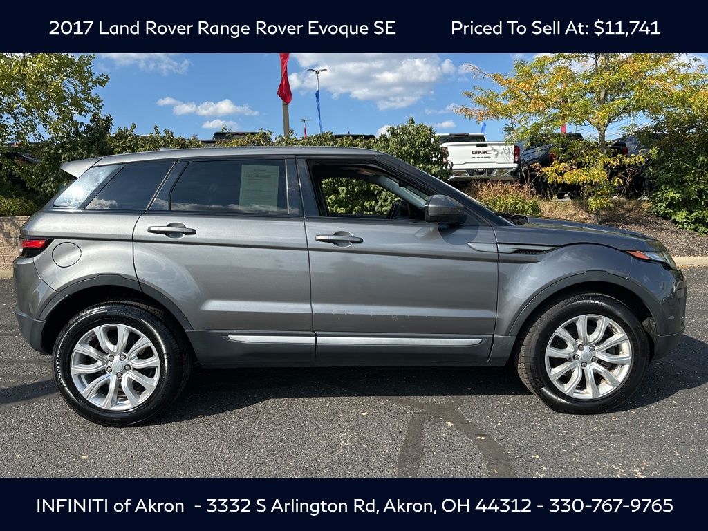 2017 Land Rover Range Rover Evoque SE photo 14