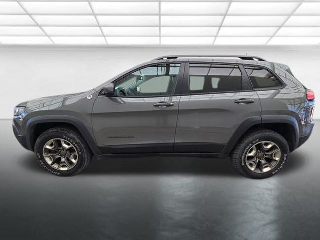 2019 Jeep Cherokee Trailhawk photo 2