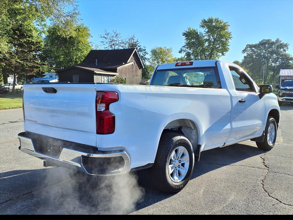 2024 Chevrolet Silverado 1500 photo 8