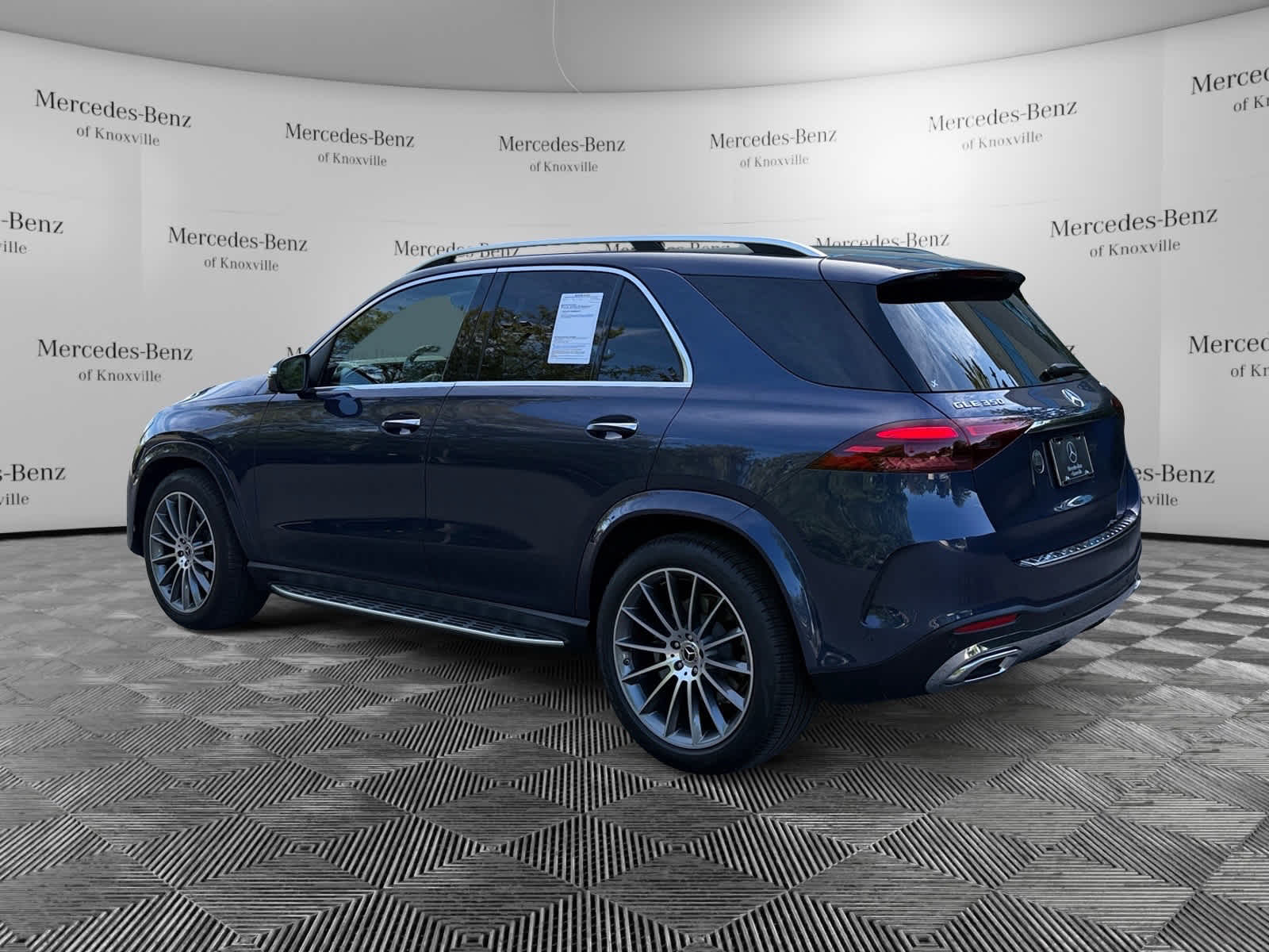 2024 Mercedes Benz GLE 350 4MATIC photo 3