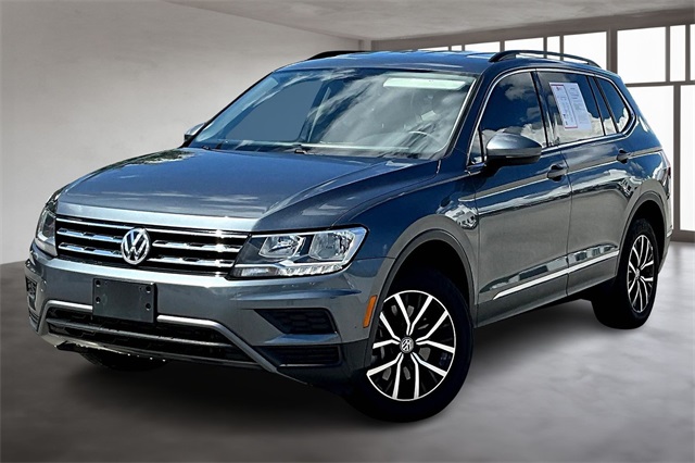 2021 Volkswagen Tiguan SE photo 2