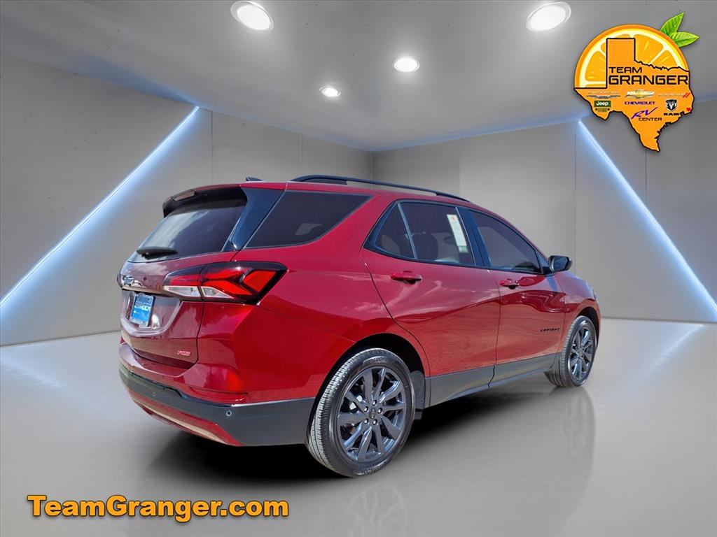 2024 Chevrolet Equinox RS photo 2